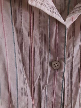 Camisa blanca rayas rosa y azul