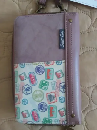 Bolso Cartera Multicolor con Correa y etiqueta