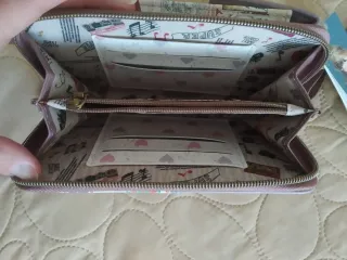 Bolso Cartera Multicolor con Correa y etiqueta