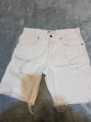 Vaqueros cortos blancos hombre
