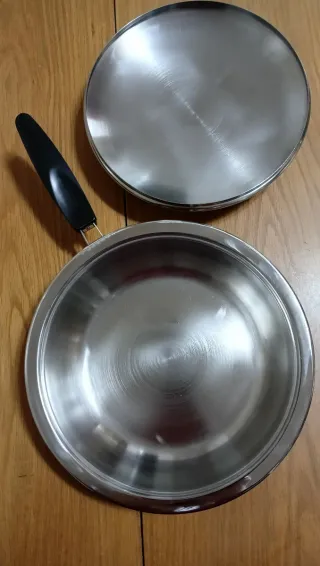 Sartén AMC 24 cm con tapa