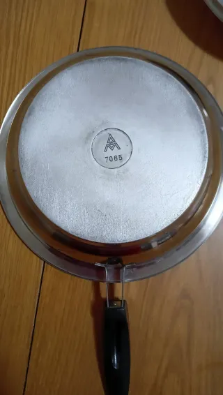 Sartén AMC 24 cm con tapa