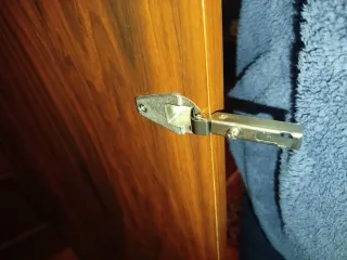 Estantería de madera marrón URGE