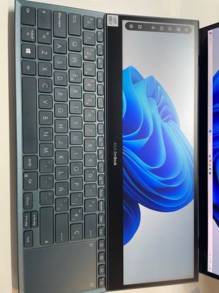 Asus ZenBook Pro Duo UX 582