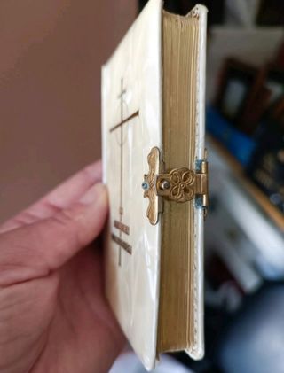 Traje comunión niño 10 años,zapatos, libro, cruzes