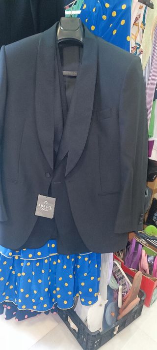 Traje comunión niño 10 años,zapatos, libro, cruzes