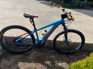 Bicicleta Eléctrica Cube Azul Naranja