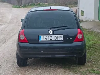 Renault Clio 2005