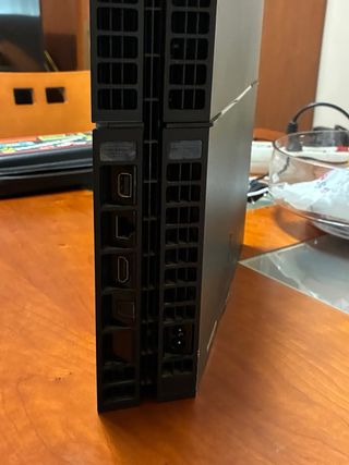 Consola Sony PS4 Negra