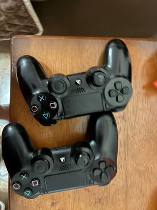 Consola Sony PS4 Negra