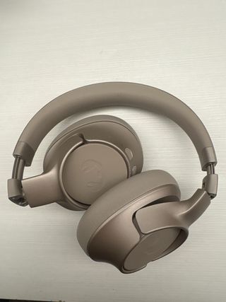 Auriculares NoiseCancelling Fresh'n Rebel oro rosa