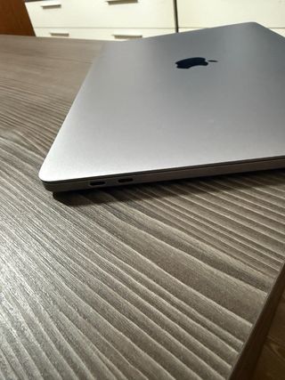 MacBook Pro 13” 2018 A1989 Gris Espacial