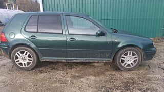 Volkswagen Golf 1998