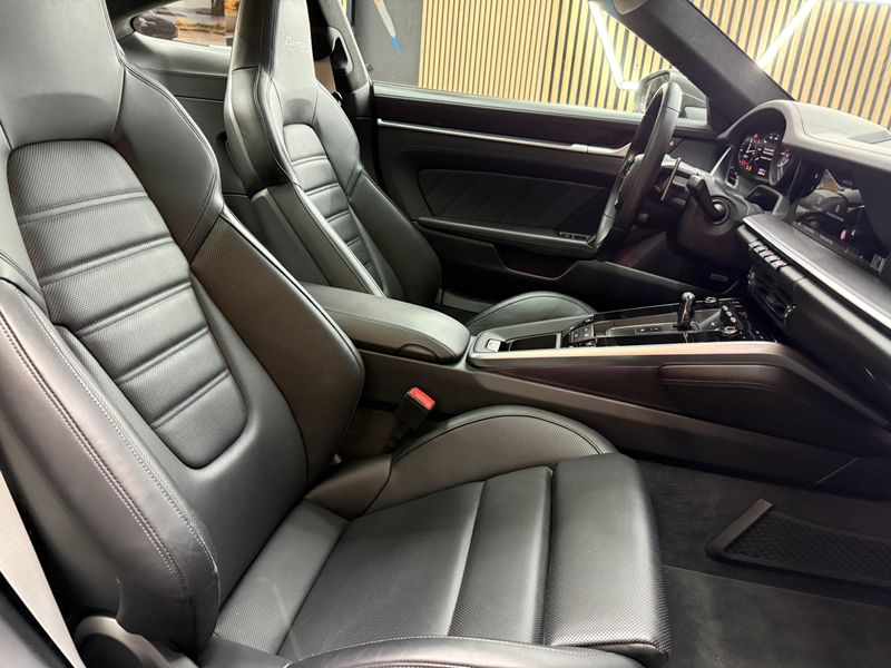 Porsche 911 Coupé Turbo S 3.7 2021, foto 36