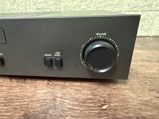 Amplificatore Stereo NAD 3020i Nero