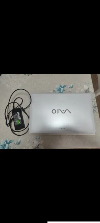 Portátil Sony Vaio Blanco y Negro