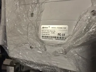 Monitor ANRAN 13 8CH con disco duro de 2tb SEAGATE