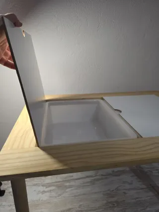 Mesa infantil de madera