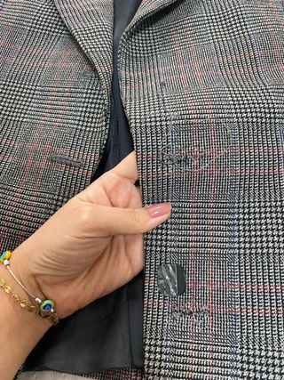 Americana cuadros marrón y gris