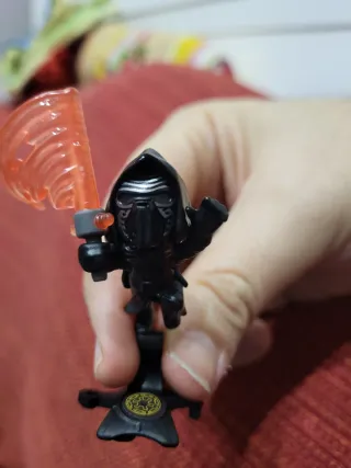 Star Wars Kinder Sorpresa Kylo Ren