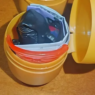 Star Wars Kinder Sorpresa Kylo Ren