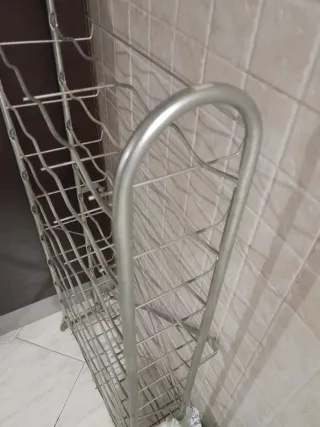 Portabottiglie in metallo