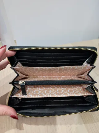 Cartera Guess Negra Cremallera