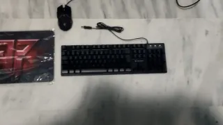 LOTAZO : teclado , ratón y alfombrilla gaming