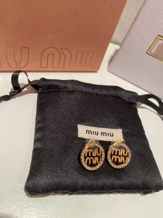 Orecchini Miu Miu oro con strass