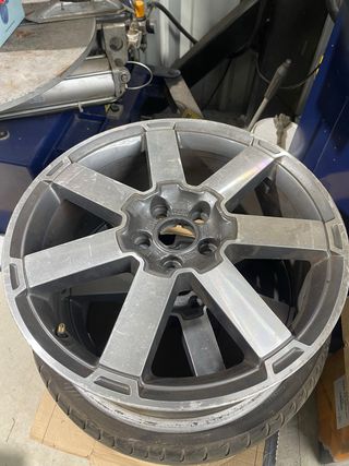 Llantas 18 5x108 Ford titanium 4llantas 3 neumatic