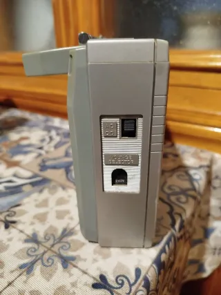 Radio Sanyo RP 5230 AM/FM Portátil