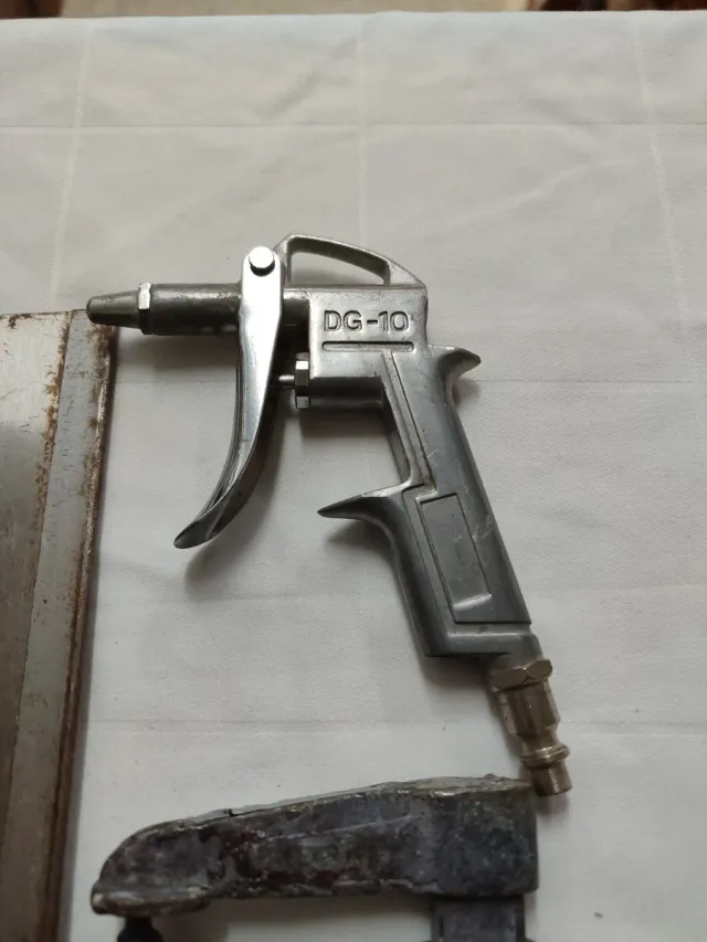 Lote de herramientas manuales