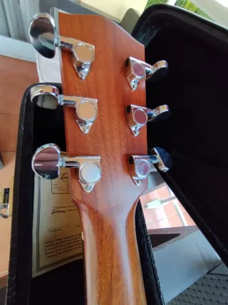 Guitarra Eastman AC 122