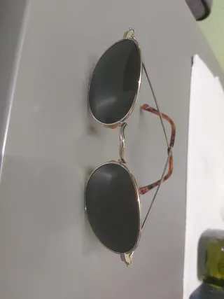 Gafas de Sol redondas. Precio Negociable.