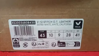 Veja V-12 Stitch O.T. Leather Blancas