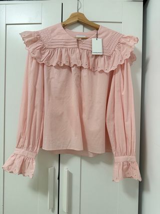 Blusa Claudie Pierlot rosa con volantes