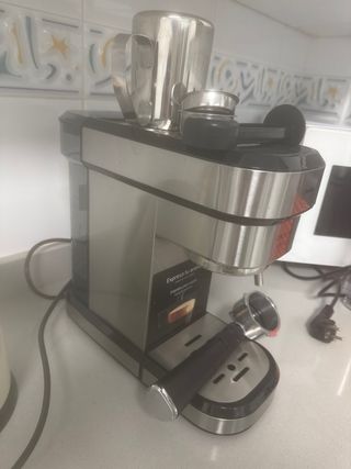 Cafetera Cecotec Cafelizzia Cumbia