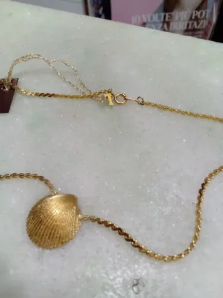 Collana conchiglia oro