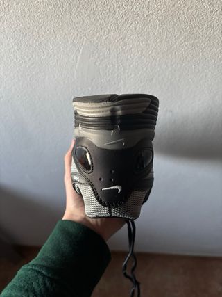 Zapatillas Nike P-6000 Negras y Grises