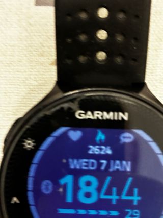 Reloj Garmin Forerunner 235 Negro