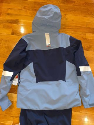 Equipación esquí nueva 950€ hombre L Helly Hansen