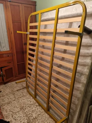 Somier 135x185cm Metal y Madera