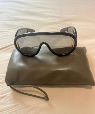 Gafas de Sol Loewe Negras y Doradas