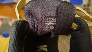 Zapatillas niño beige y amarillo