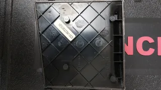 Tapa OBD y tiradores aluminio Golf 4