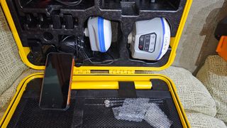 Equipo GPS CHC i50 Base + i73 Móvil