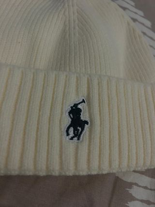 Gorro Polo Ralph Lauren – Blanco/Beige