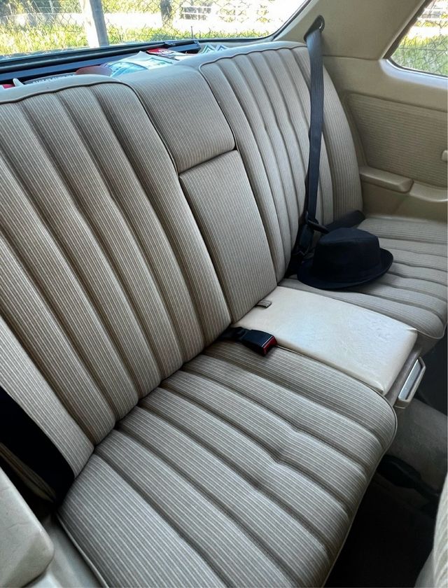 Mercedes W123 Coupe 230CE AMG 1983