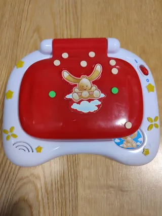 Ordenador infantil con espejo