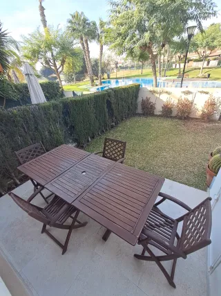 URGE! Comedor terraza Mesa + 4 sillas